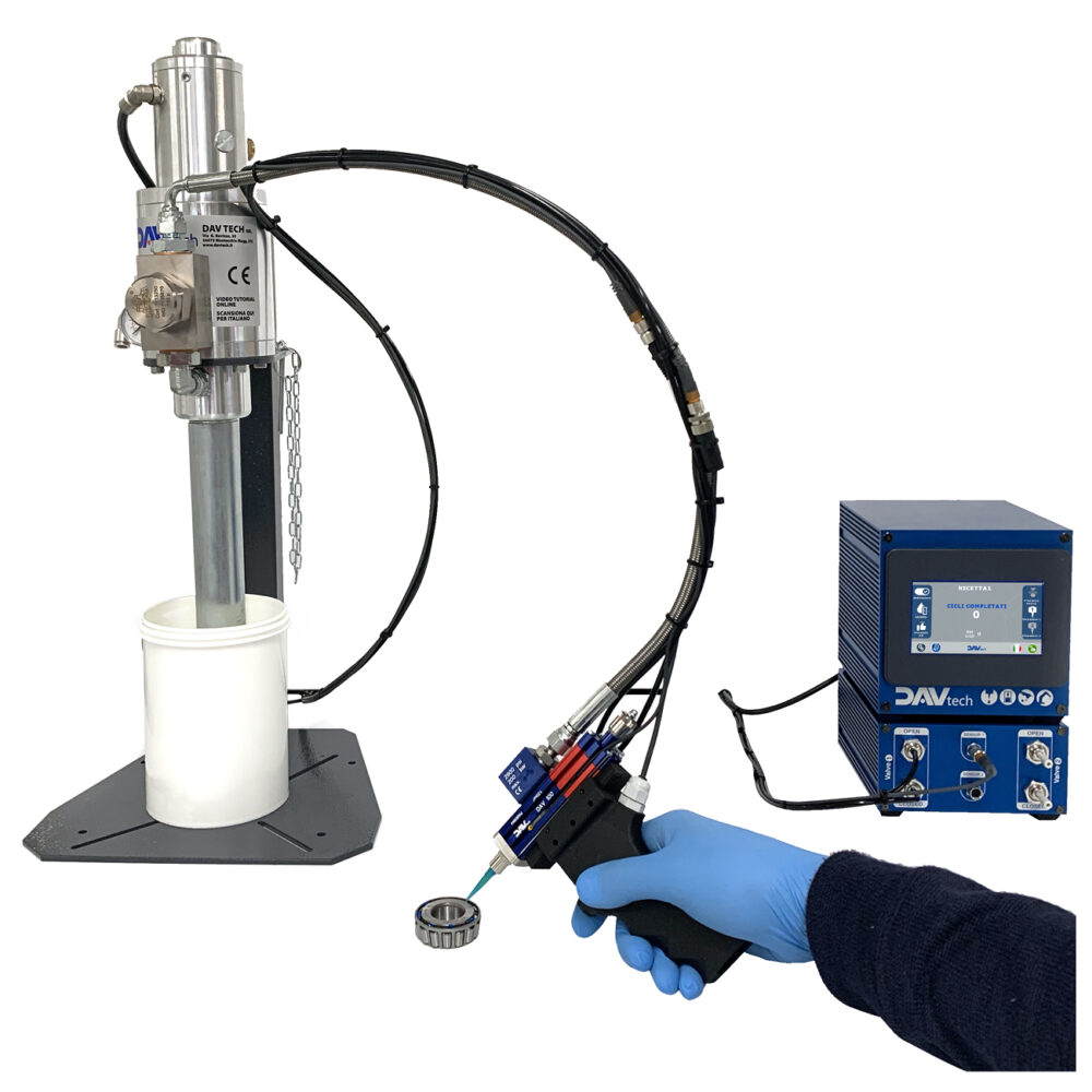 Manual volumetric Grease dispensing system